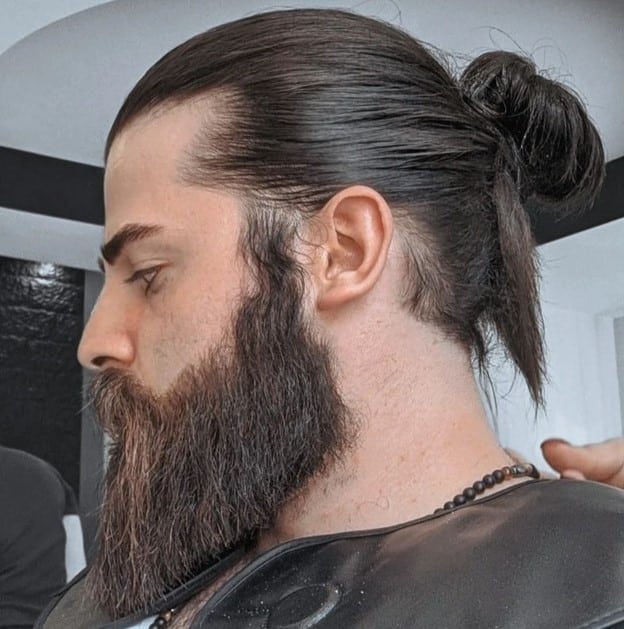 Bride Tells Fiancé's Best Man He Must Cut His Mullet Before the Wedding