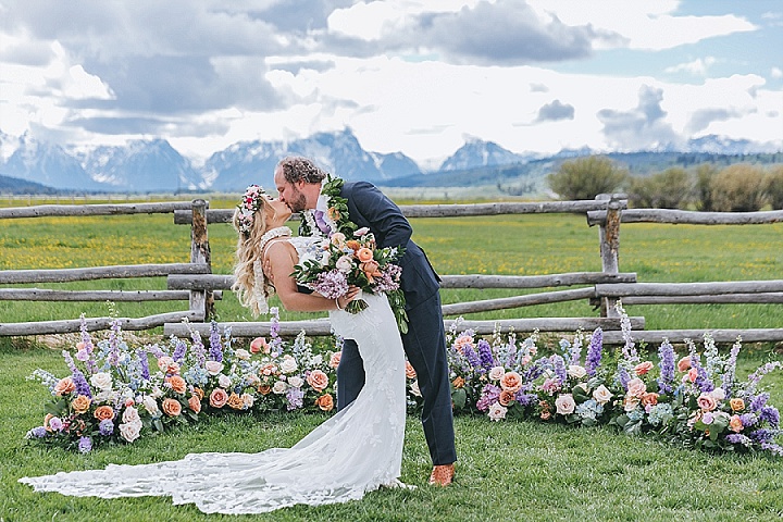 Noel and Joe’s ‘Wild Romance’ Epic Wyoming Wedding by Jenna Lee Pictures